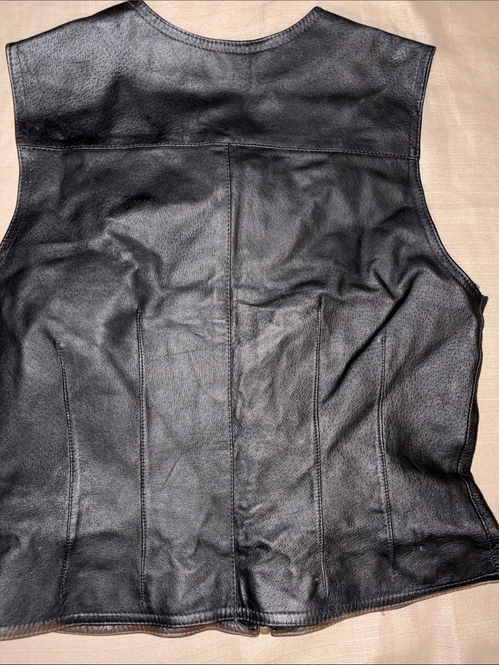 Amanda Smith Women's Black Leather Zip Vest